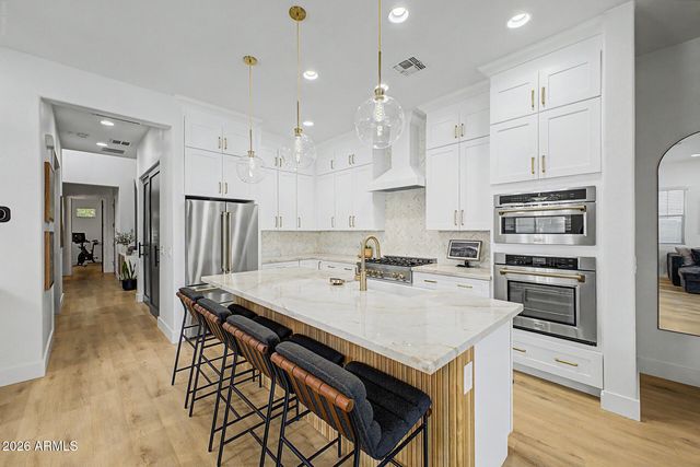 3131 E BLOOMFIELD Parkway, Gilbert, AZ 85296