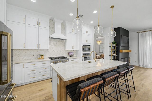 3131 E BLOOMFIELD Parkway, Gilbert, AZ 85296