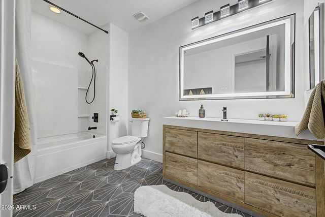 3131 E BLOOMFIELD Parkway, Gilbert, AZ 85296