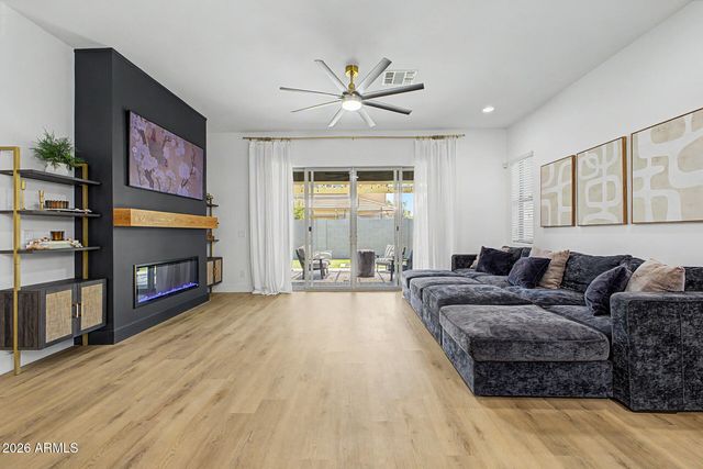 3131 E BLOOMFIELD Parkway, Gilbert, AZ 85296