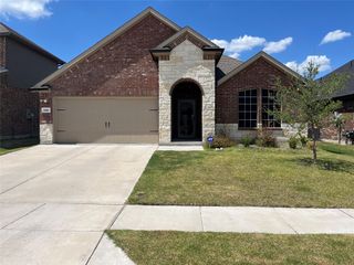 620 Carters Grove Drive, Fate, TX 75189