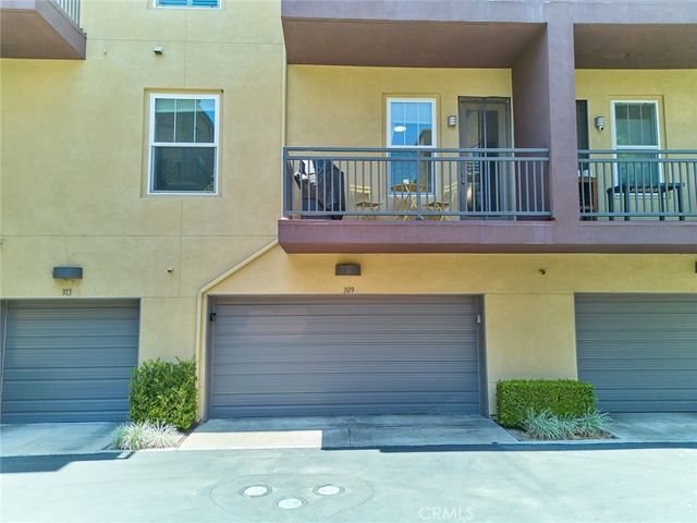 309 Metro Court, Fullerton, CA 92832