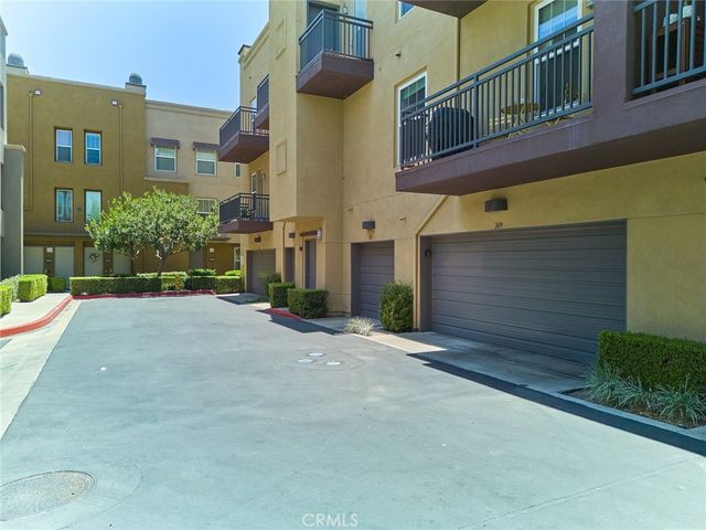 309 Metro Court, Fullerton, CA 92832
