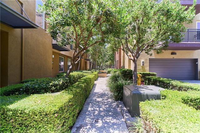 309 Metro Court, Fullerton, CA 92832