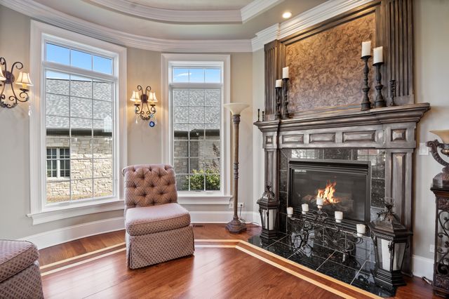 39W431 Long Meadow Lane, St. Charles, IL 60175