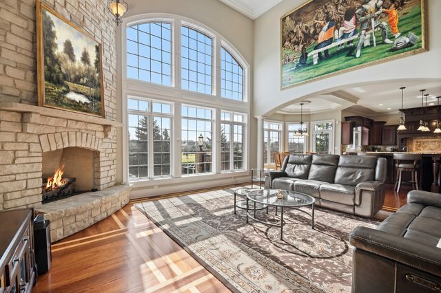 39W431 Long Meadow Lane, St. Charles, IL 60175