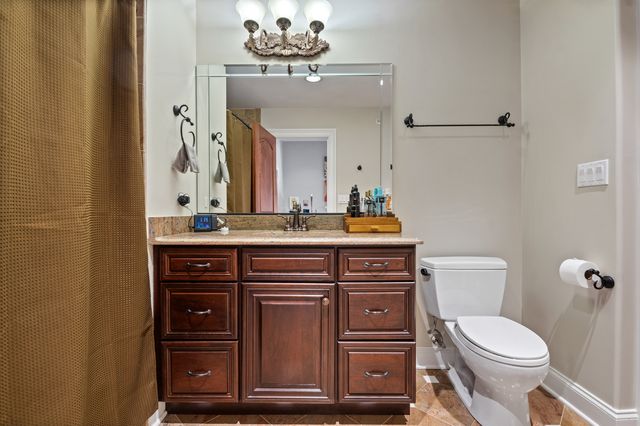 39W431 Long Meadow Lane, St. Charles, IL 60175