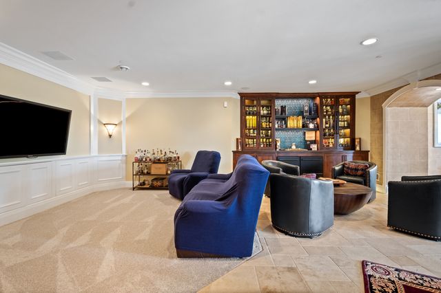 39W431 Long Meadow Lane, St. Charles, IL 60175