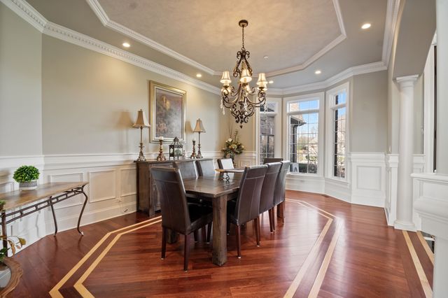 39W431 Long Meadow Lane, St. Charles, IL 60175