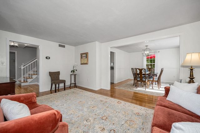 207 Trout Brook Rd, Dracut, MA 01826
