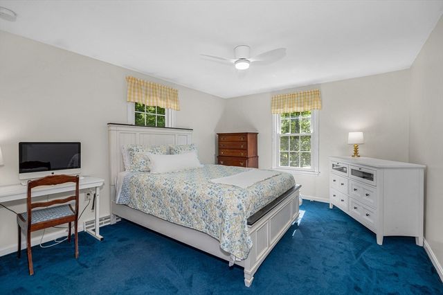 207 Trout Brook Rd, Dracut, MA 01826