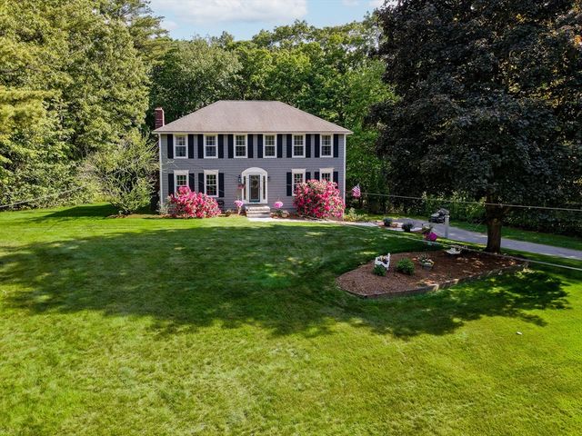 207 Trout Brook Rd, Dracut, MA 01826