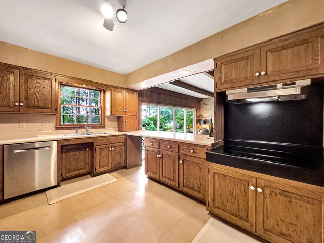 3006 Emerald Drive, Jonesboro, GA 30236