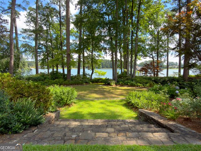 3006 Emerald Drive, Jonesboro, GA 30236