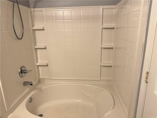 1754 Grove Way, Hampton, GA 30228