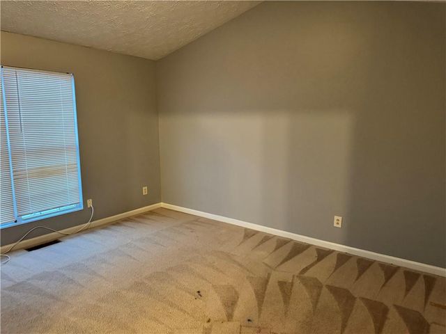 1754 Grove Way, Hampton, GA 30228