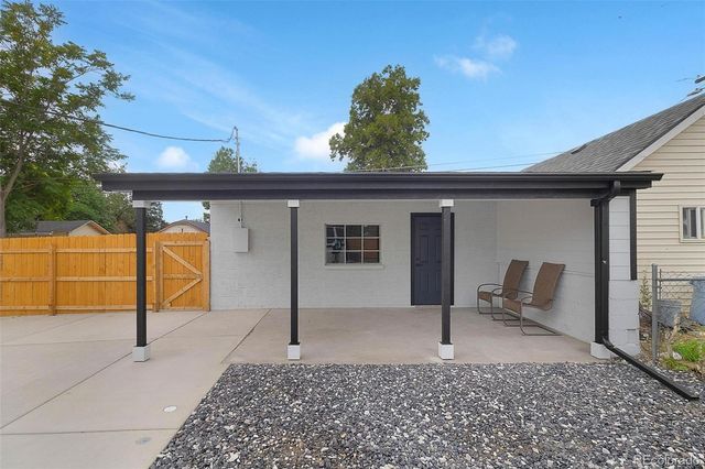 637 Knox Court, Denver, CO 80204