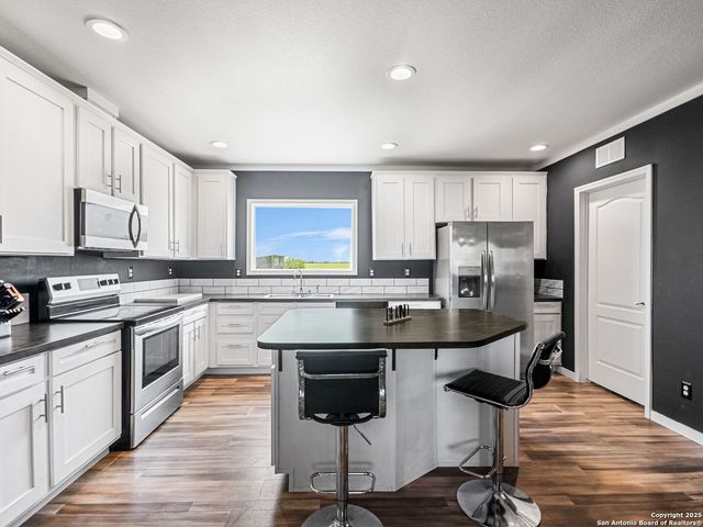 5055 W FM 476, Poteet, TX 78065