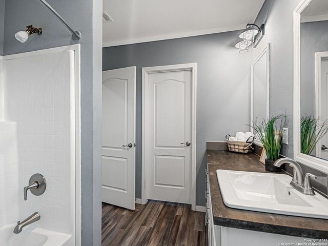 5055 W FM 476, Poteet, TX 78065