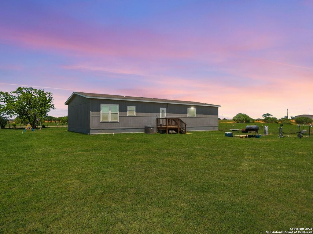 5055 W FM 476, Poteet, TX 78065