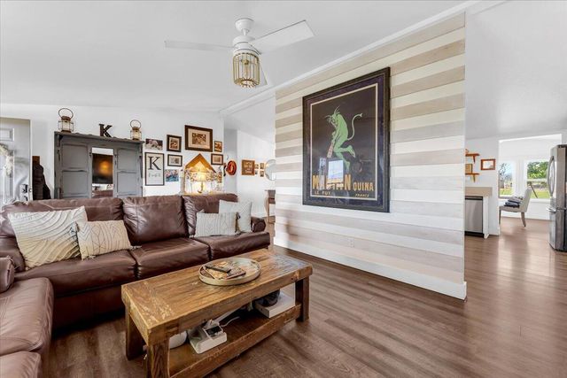 23504 Dersch Road, Anderson, CA 96007