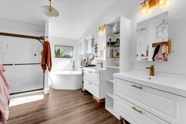 23504 Dersch Road, Anderson, CA 96007