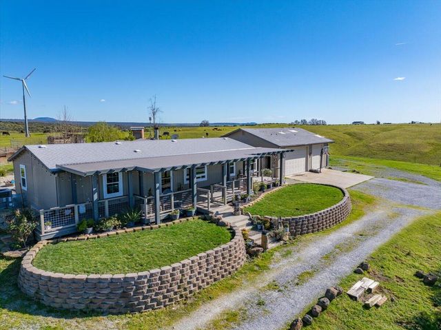 23504 Dersch Road, Anderson, CA 96007