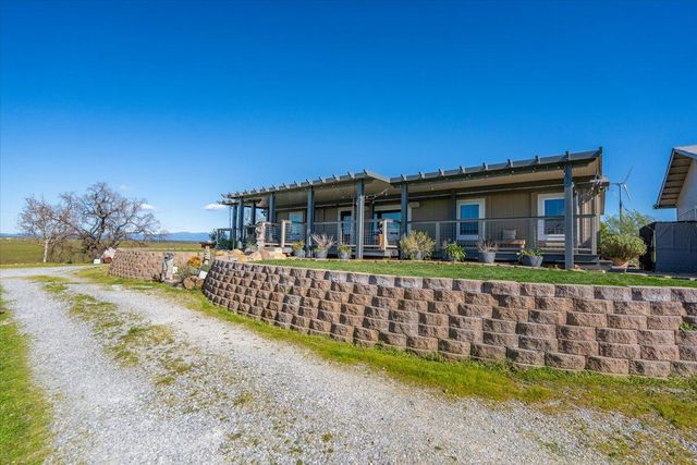 23504 Dersch Road, Anderson, CA 96007