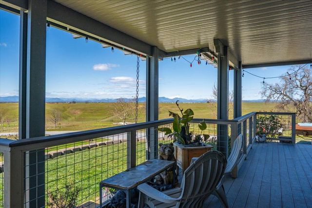 23504 Dersch Road, Anderson, CA 96007