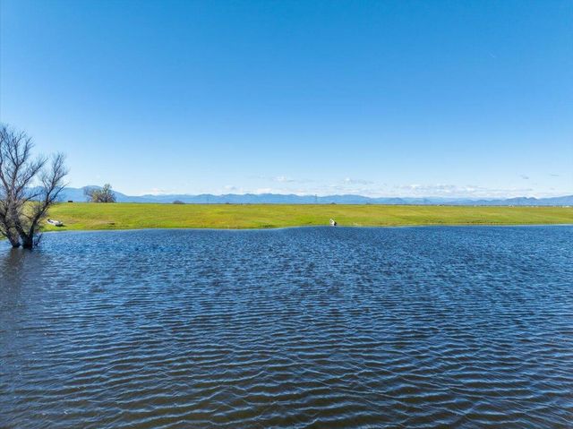 23504 Dersch Road, Anderson, CA 96007