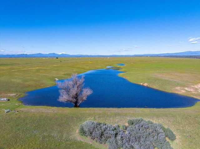 23504 Dersch Road, Anderson, CA 96007