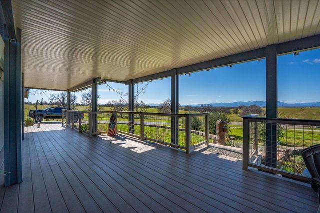 23504 Dersch Road, Anderson, CA 96007