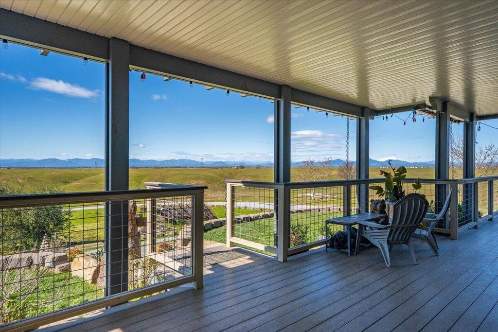 23504 Dersch Road, Anderson, CA 96007