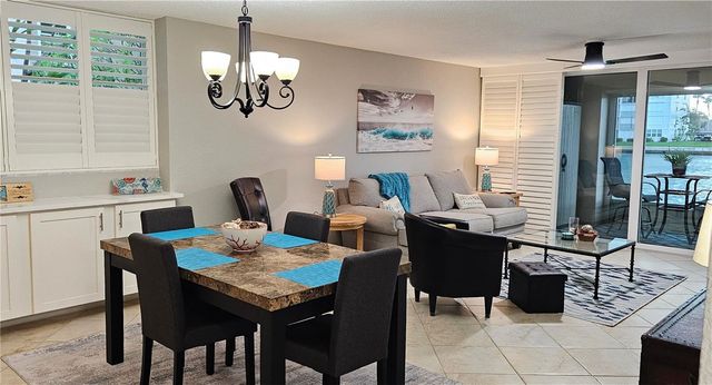 7560 BAY ISLAND DRIVE S 146, South Pasadena, FL 33707