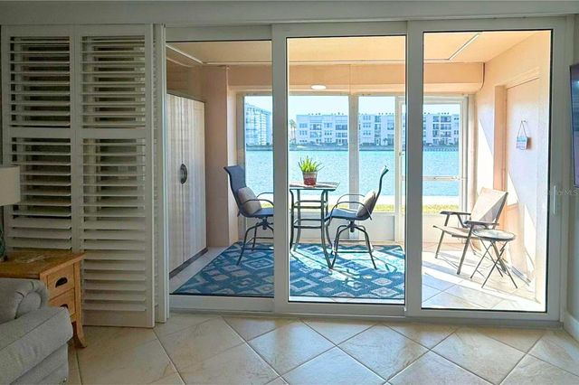 7560 BAY ISLAND DRIVE S 146, South Pasadena, FL 33707