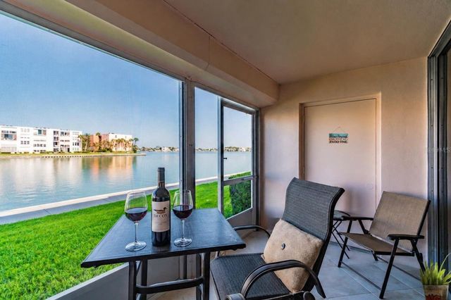 7560 BAY ISLAND DRIVE S 146, South Pasadena, FL 33707