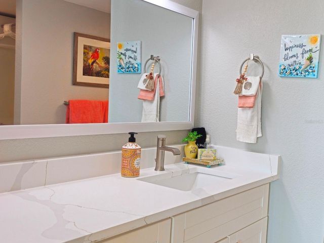 7560 BAY ISLAND DRIVE S 146, South Pasadena, FL 33707