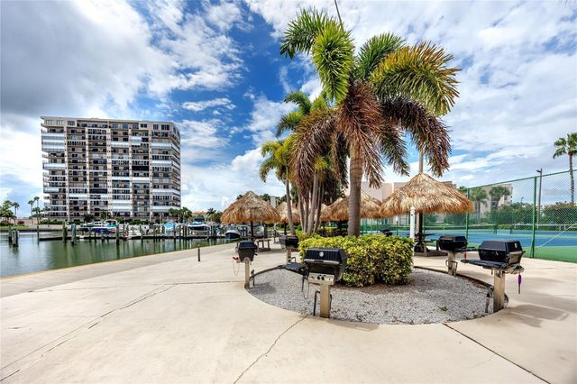 7560 BAY ISLAND DRIVE S 146, South Pasadena, FL 33707