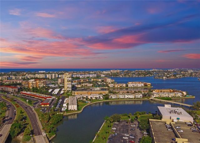 7560 BAY ISLAND DRIVE S 146, South Pasadena, FL 33707