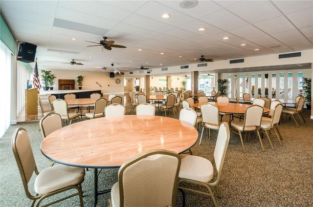 7560 BAY ISLAND DRIVE S 146, South Pasadena, FL 33707