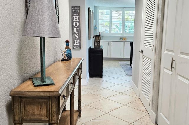 7560 BAY ISLAND DRIVE S 146, South Pasadena, FL 33707
