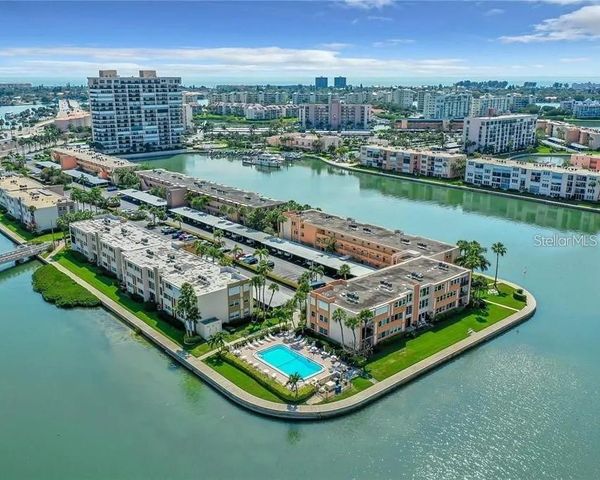 7560 BAY ISLAND DRIVE S 146, South Pasadena, FL 33707