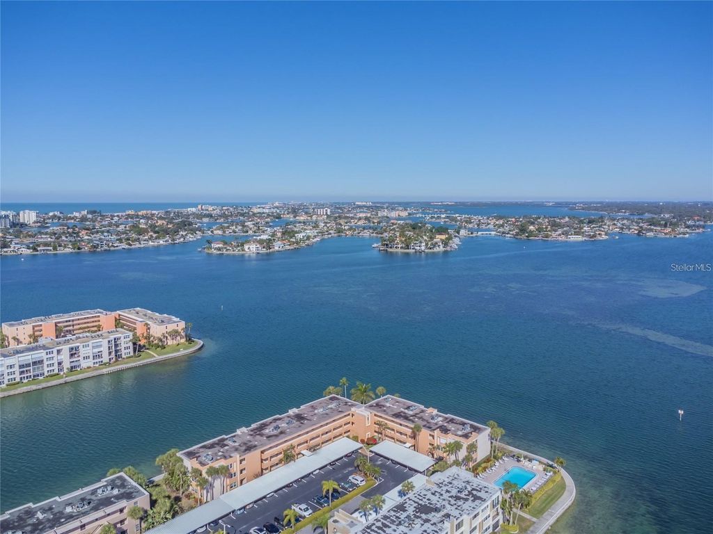 7560 BAY ISLAND DRIVE S 146, South Pasadena, FL 33707