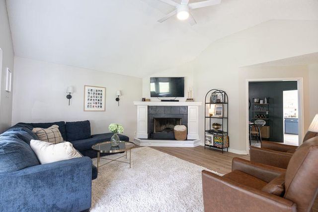 1505 NW 63 Terrace, Kansas City, MO 64118