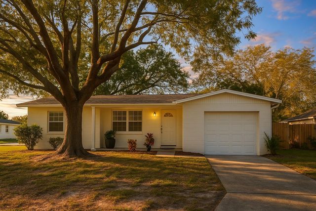 5008 27TH AVENUE W, Bradenton, FL 34209