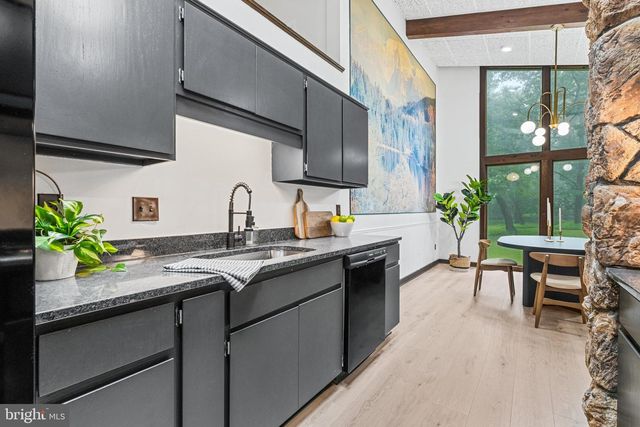 6422-C QUINN RD, Frederick, MD 21701