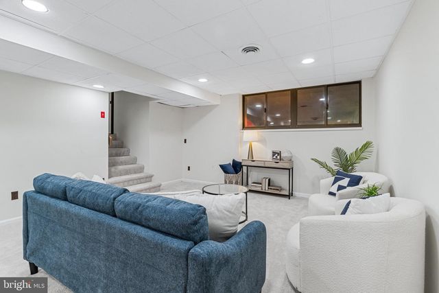 6422-C QUINN RD, Frederick, MD 21701