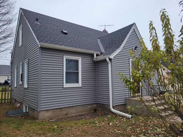 2002 Bush Avenue, Saint Paul, MN 55119