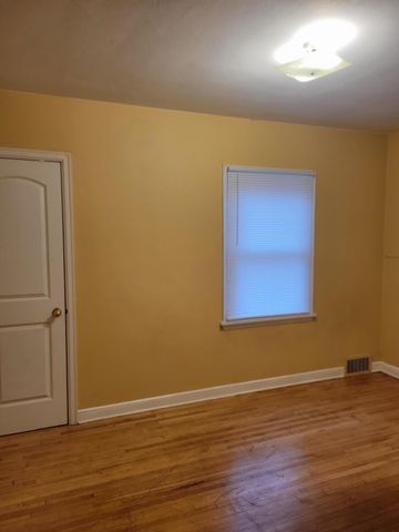 2002 Bush Avenue, Saint Paul, MN 55119