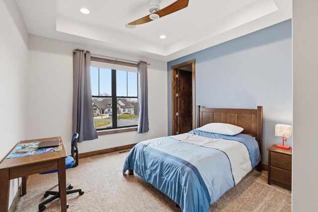 1636 Upland COURT, Hartland, WI 53029